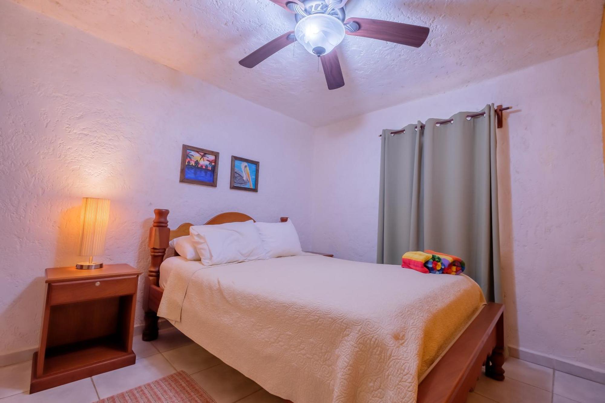 Seven Seas Resort Adults Only San Pedro  Ngoại thất bức ảnh