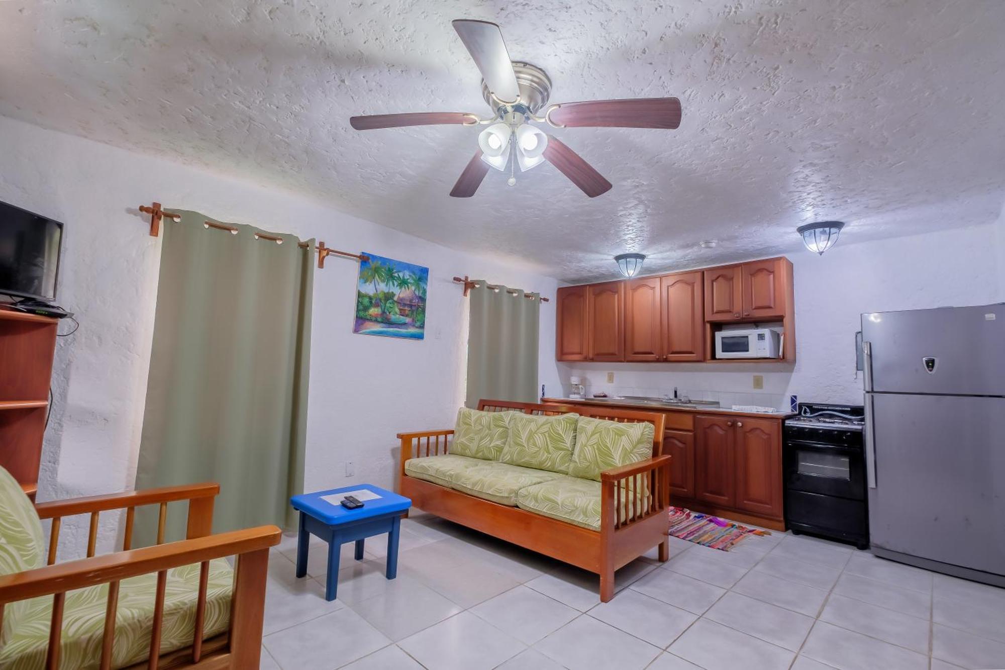 Seven Seas Resort Adults Only San Pedro  Ngoại thất bức ảnh